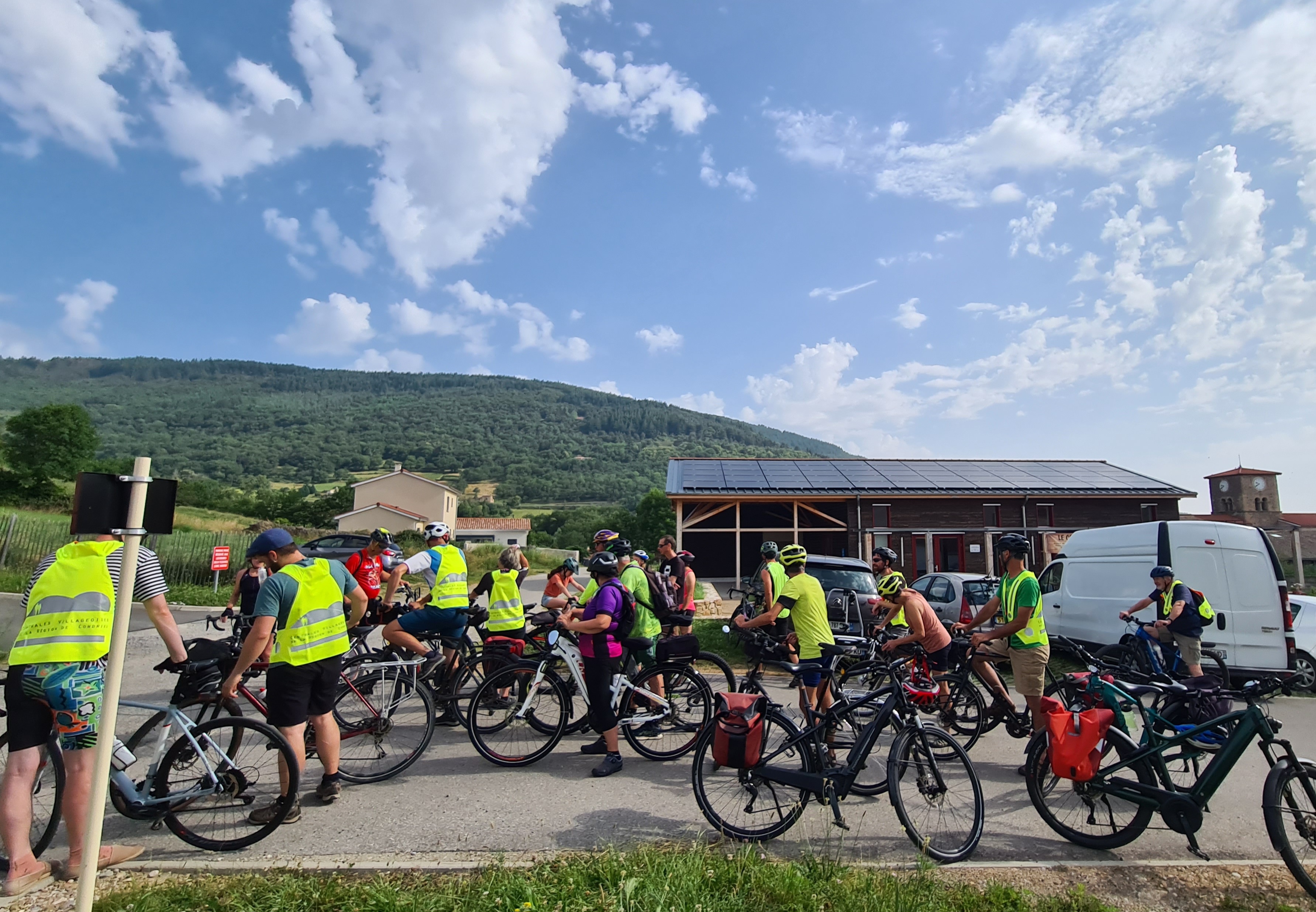 Départ Cyclo-rando 2025 à Chuyer 
